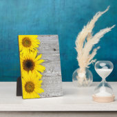 Zonnebloemen op een tafel fotoplaat (Zijkant)