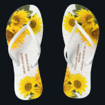Zonnebloemen op Rustic Wood Wedding Teenslippers<br><div class="desc">Deze Teenslippers van Wedding hebben prachtige zonnebloemen op een rustige witte achtergrond. Dit ontwerp is trendy maar elegant. Het heeft een warm gevoel dat perfect is voor de zomer of de Herfst. Deze Teenslippers zijn ideaal voor een evenement met zonnebloemen of een herfstthema. De bijtende houtachtergrond voegt een chic Shabby...</div>