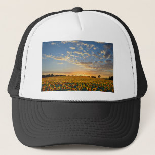 Zonnebloemen op Sunset Trucker Pet
