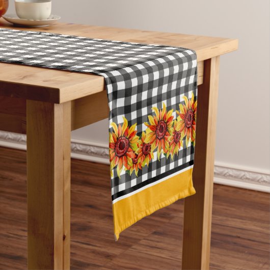 Zonnebloemen op Zwarte Gingham Medium Tafelloper (Voorbeeld)