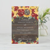 Zonnebloemen rode rozen schuur bruiloft uitnodigin kaart (Staand voorkant)