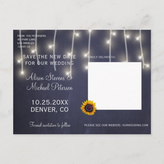 Zonnebloemen rozen verplaatste nieuwe datum bruilo aankondigingskaart (Achterkant)