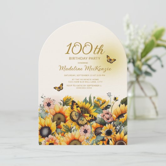 Zonnebloemen Vlinders Boog 100ste Verjaardag Party Kaart (Staand voorkant)