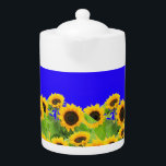 Zonnebloemen - Vrijheid Oekraïne Vrede Oekraïense  Theepot<br><div class="desc">Zonnebloemen - Vrijheid Oekraïne Vrede Oekraïnse vlag - Steun samen onafhankelijkheid - Overwinning ! Laten we van de wereld een betere plek maken - iedereen samen! Een betere wereld begint - hangt af - heeft jou ook nodig! U kunt naar 1000 Zazzle producten overbrengen. Resize en beweeg of verwijder en...</div>