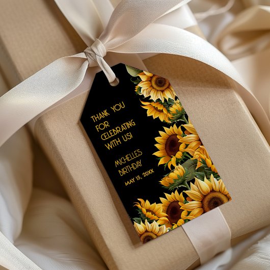 Zonnebloemen zwart rustieke elegante naam verjaard cadeaulabel