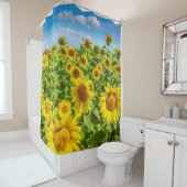 Zonnebloemenveld, zonnige zomerdag. douchegordijn (In situ)