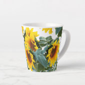 Zonnebloemgele bloem latte mok (Rechterhoek)