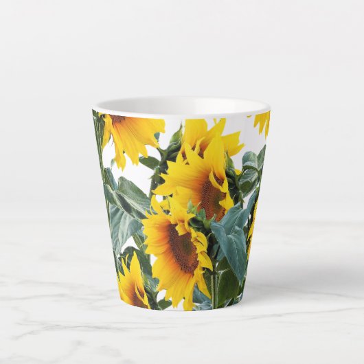 Zonnebloemgele bloem latte mok (Voorkant)