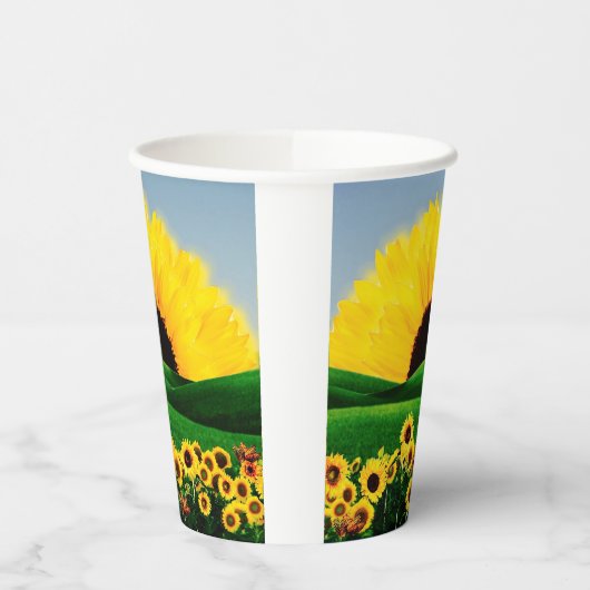 ZONNEBLOEMHEUVEL PAPIEREN BEKERS (Links)