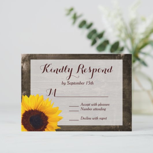 Zonnebloemhout Rustisch Land Weddenschap RSVP-kaar RSVP Kaartje (Staand voorkant)
