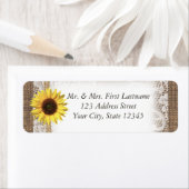 Zonnebloemkant en jute etiket (Insitu)