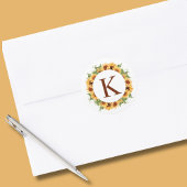 Zonnebloemkrans monogram ronde sticker