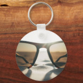 Zonnebril op Zand Sleutelhanger (Voorkant)
