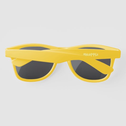 ZONNEBRIL PLASTIC KOELE ECO STIJL ONTWERP (Achterkant)