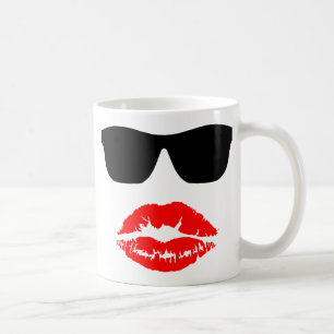 Zonnebrillen en Lippenstift Kus Koffiemok