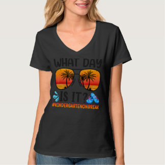 Zonnebrillen van de zomer Zomer Dag Kindergarte T-shirt