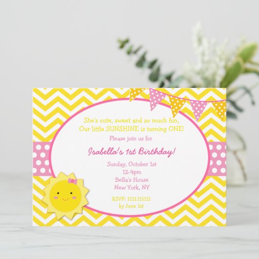 Zonnedag eerste verjaardag Uitnodigingen (Staand voorkant)
