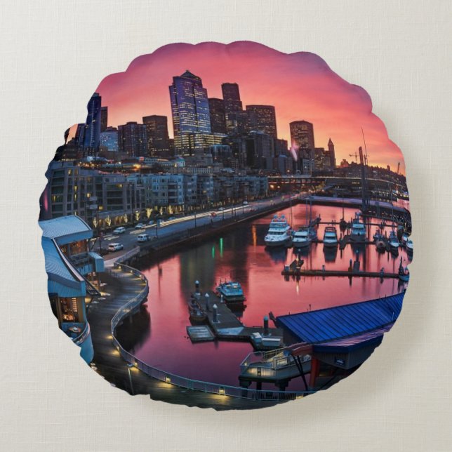 Zonnehoogte op pier 66, neerkijkend op de belkkleu rond kussen (Voorkant)