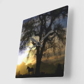 Zonnekuil voor paarden en eik vierkante klok (Hoek)