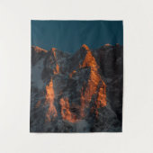 Zonnelicht op majestueuze bergen wandkleed (Voorkant)