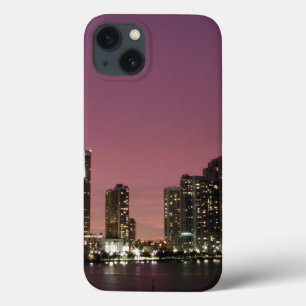 Zonnelicht over Miami na een storm iPhone 13 Hoesje