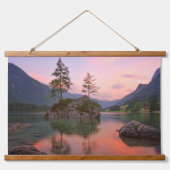 Zonnemeer met bomen, met Rocks en met bergen Hangend Wandkleed (Voorkant)