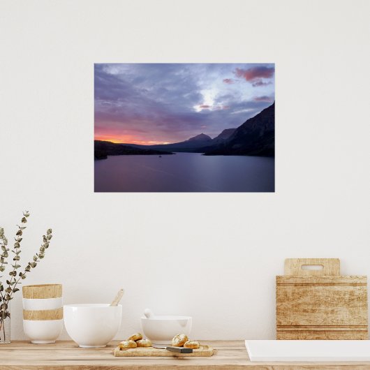 Zonneopgang bij het meer St. Mary Poster (Keuken)