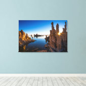 Zonneopgang bij het Mono-meer in Californië Canvas Afdruk (Insitu (Houten vloer))