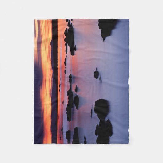 Zonneopgang bij Mono Lake's Black Point Fleece Deken (Voorkant)