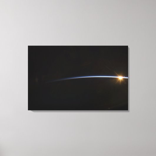 Zonneopgang gezien in de ruimte canvas afdruk (Voorkant)