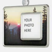 Zonneopgang in het bos in de Rocky Mountain Verzilverd Omlijst Ornament (Links)