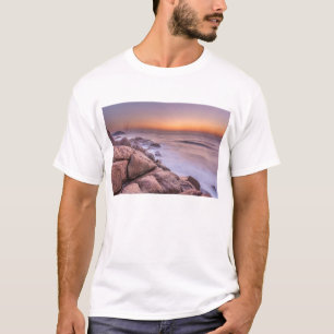Zonneopgang op de strand van Guarda do Embau T-shirt