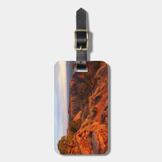 Zonneopgang op het grote Uitzicht spoor bij het CO Bagagelabel (Voorkant verticaal)