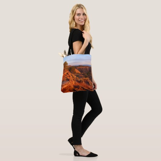 Zonneopgang op het grote Uitzicht spoor bij het CO Tote Bag (Op model)