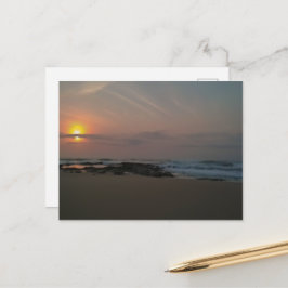 Zonneopgang over een rockpool aan de zijkant briefkaart