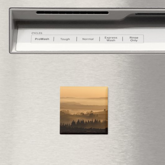 Zonneoploop over het landschap van Misty Rolling H Magneet (Insitu (Vaatwasser))