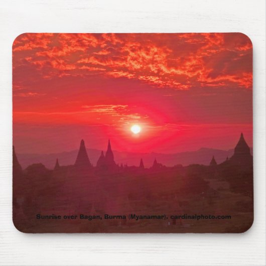 Zonneoppas over de vlakte van de tempels in Bagan, Muismat (Voorkant)