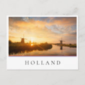 Zonneopstand boven windmolens en een rivier in Ned Briefkaart (Voorkant)