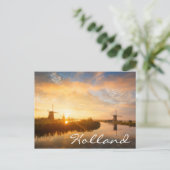 Zonneopstand boven windmolens en een rivier in Ned Briefkaart (Staand voorkant)