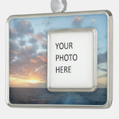 Zonneoptijd bij Zee I pasteien Verzilverd Omlijst Ornament (Links)