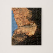 Zonneoptocht op de Riverside Walk Trail bij Zion Legpuzzel (Verticaal)