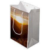 Zonneover berglandschap medium cadeauzakje (Voorkant Gekanteld)