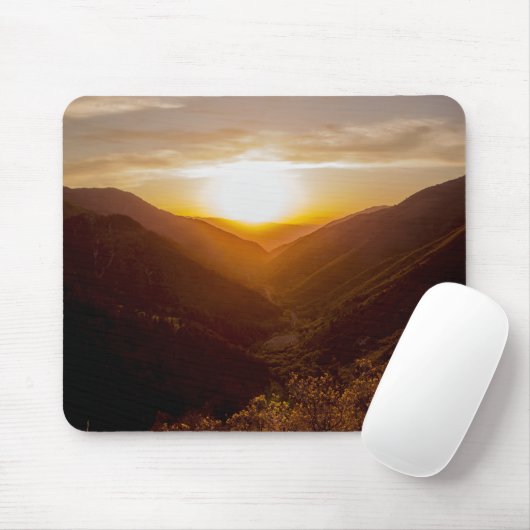 Zonneover berglandschap muismat (Met muis)