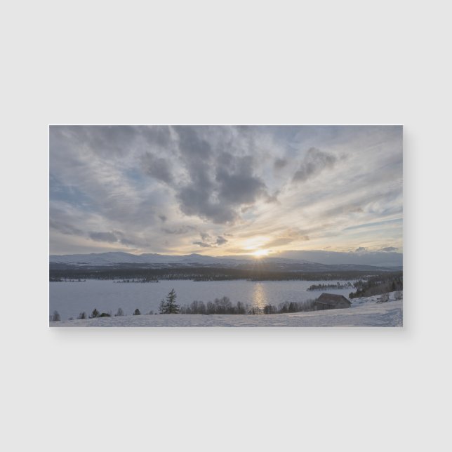 Zonneover bevroren meer (Voorkant)