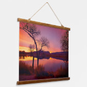 Zonneover het meer hangend wandkleed (Gebogen)