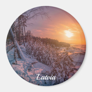 Zonneover op de kust van het zee van sneeuw magneet