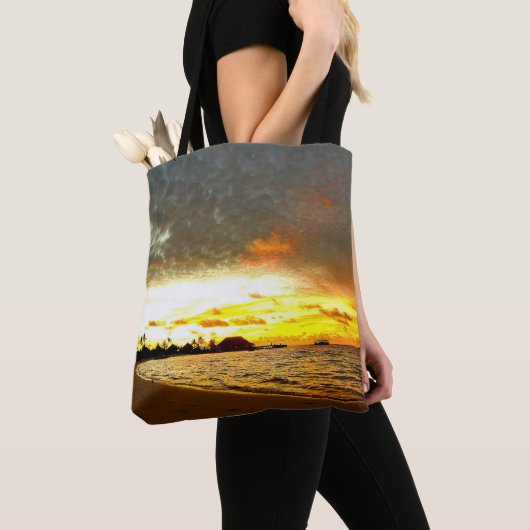 Zonneover op de Malediven Tote Bag (Dichtbij)
