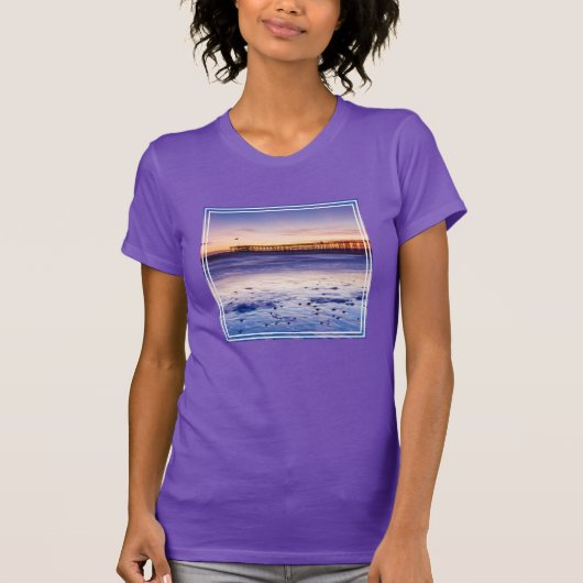 Zonneover Ventura Pier en strand T-shirt (Voorkant)