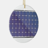 Zonnepaneel op wit keramisch ornament (Rechts)