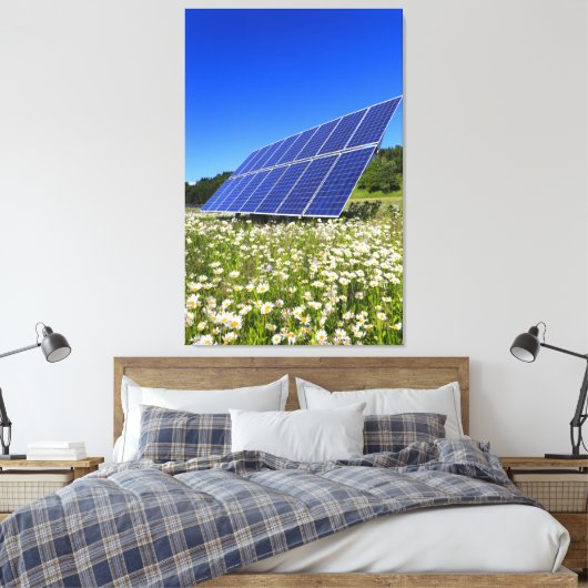 Zonnepanelen en groene weide canvas afdruk (Insitu (Slaapkamer))